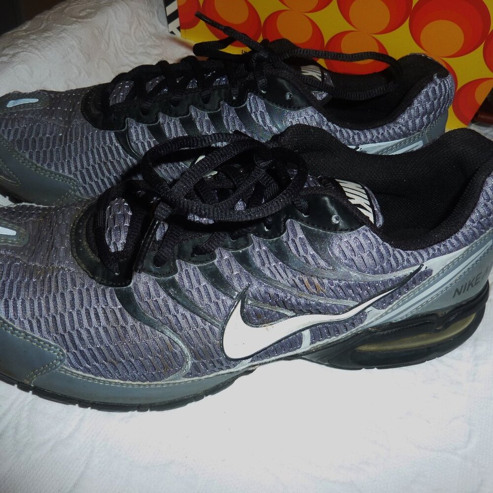 Men's NIKE Air Torch 4 Sneakers Size 11.5 - Picture 3 of 7